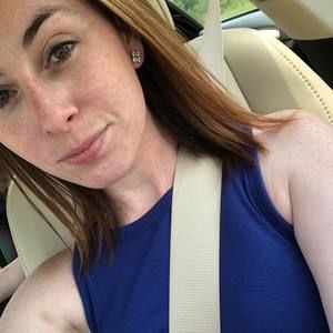 Meet your Posher, Caitlin